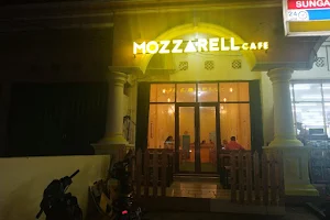 Mozzarell Cafe image