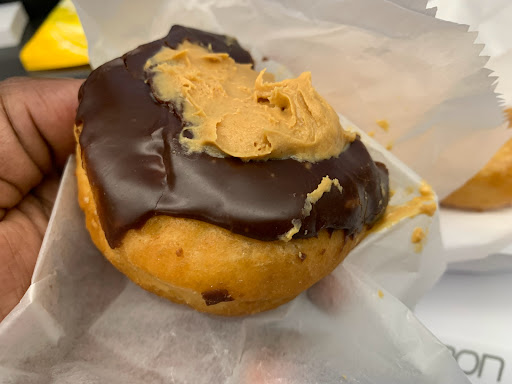 Donut Shop «Buckeye Donuts», reviews and photos, 1998 N High St, Columbus, OH 43201, USA