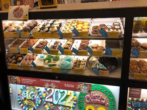 Dessert Shop «Nestle Toll House Cafe By Chip», reviews and photos, 23501 Cinco Ranch Blvd F120, Katy, TX 77494, USA