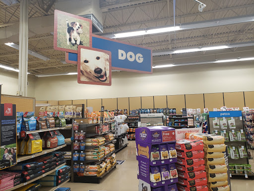 Pet Supply Store «Petco Animal Supplies», reviews and photos, 5975 20th St, Vero Beach, FL 32966, USA