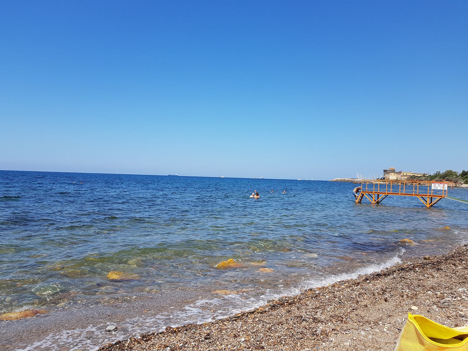 Foto av Bumba Beach - populär plats bland avkopplingskännare