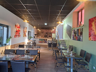 Restaurant héni à Auzances