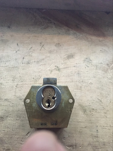 Locksmith «South Philadelphia Locksmith», reviews and photos, 2600 S 9th St, Philadelphia, PA 19148, USA