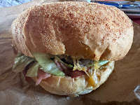 Plats et boissons du Restaurant de hamburgers Beny sim's burgers à Bretignolles-sur-Mer - n°1