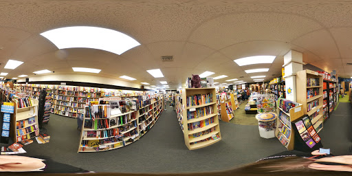 Book Store «Barrington Books», reviews and photos, 184 County Rd, Barrington, RI 02806, USA