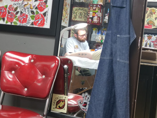 Tattoo Shop «Forever Tattoo Parlour», reviews and photos, 1505 SE 47th Terrace, Cape Coral, FL 33904, USA