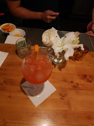 Wine Bar «The Carriage Wine and Market», reviews and photos, 121 E Mobile St, Florence, AL 35630, USA