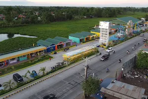 Cabiao Floating Market image