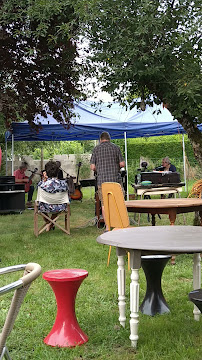 Atmosphère du Restaurant La table du jardin des abeilles à Bazolles - n°2