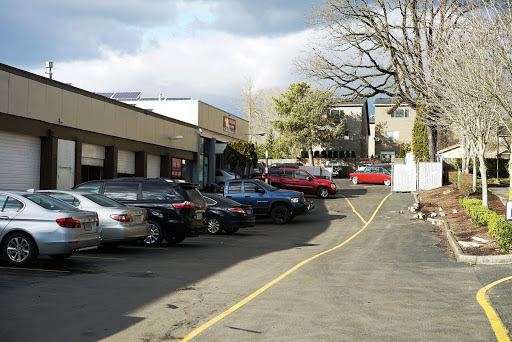 Mechanic «Canyon Auto Repair and Collision, Body and Paint», reviews and photos, 11643 SW Pacific Hwy, Tigard, OR 97223, USA