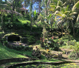 Obyek Wisata Goa Gajah photo