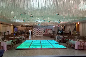 Emes Restaurante & Eventos image