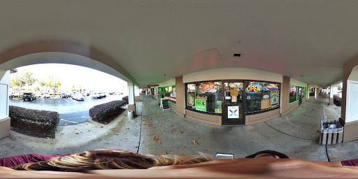 Tobacco Shop «The Hideaway Smoke Shop», reviews and photos, 5275 Red Bug Lake Rd #125, Winter Springs, FL 32708, USA