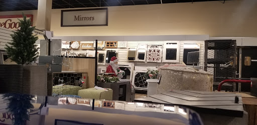 Department Store «T.J. Maxx & HomeGoods», reviews and photos, 2685 South Rd, Poughkeepsie, NY 12601, USA