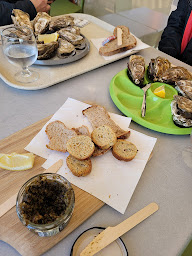 Photo n°26 de Dégustation Tonneau Huîtres et Moules à Le Vivier-sur-Mer ()