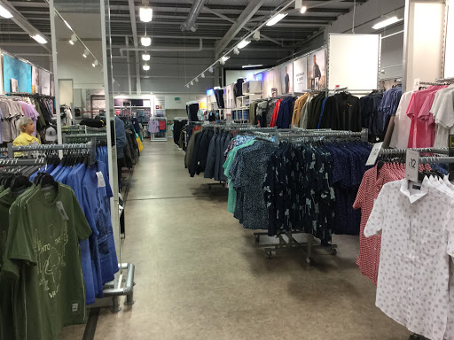 Men's clothing shops Oldham