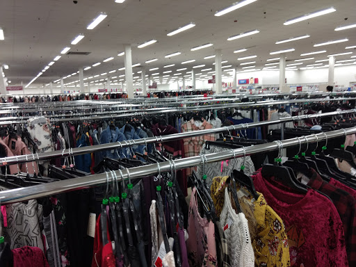 Clothing Store «Burlington Coat Factory», reviews and photos, 5737 NW 7th St, Miami, FL 33126, USA