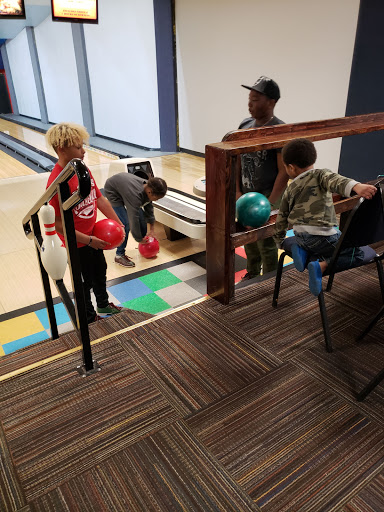 Bowling Alley «Landmark Lanes», reviews and photos, 1701 Schuyler Ave, Lafayette, IN 47904, USA