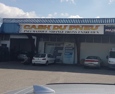 Cash du Pneu à Sallanches