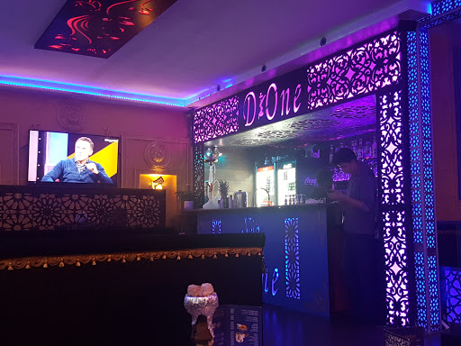 D-One Lounge Café