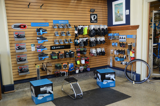 Bicycle Store «Motorless Motion Bicycles», reviews and photos, 640 W Washington Ave, Madison, WI 53703, USA