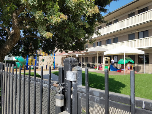 Non-Profit Organization «Orange County Rescue Mission», reviews and photos