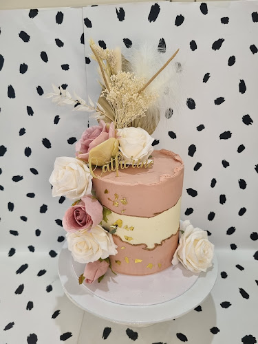 Cake creations by Roz - Bakery
