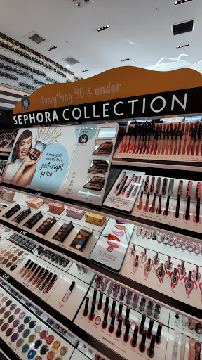 Cosmetics Store «SEPHORA», reviews and photos, 270 N Beverly Dr, Beverly Hills, CA 90210, USA