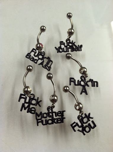 Tattoo Shop «hollywood ink», reviews and photos, 809 S Danny Thomas Blvd, Memphis, TN 38126, USA