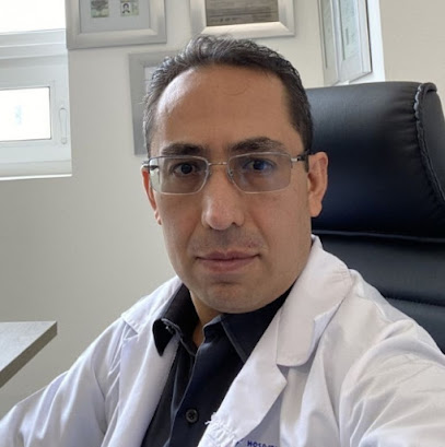 Dr. Gerardo Salazar Lopez, Ortopedista