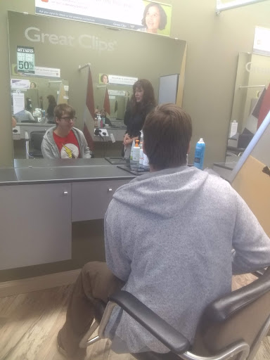 Hair Salon «Great Clips», reviews and photos, 5700 Youngstown Warren Rd, Niles, OH 44446, USA