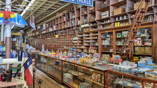 Hardware Store «Henne Hardware Co», reviews and photos, 246 W San Antonio St, New Braunfels, TX 78130, USA