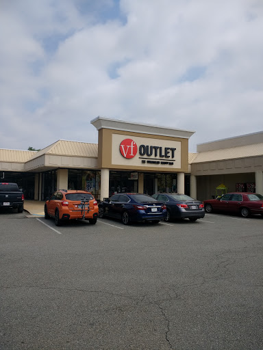 Outlet Store «VF Outlet», reviews and photos, 195 Outlet Center Dr, Queenstown, MD 21658, USA