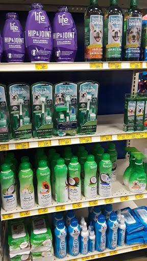 Pet Supply Store «PetSmart», reviews and photos, 24005 U.S. 27, Lake Wales, FL 33859, USA