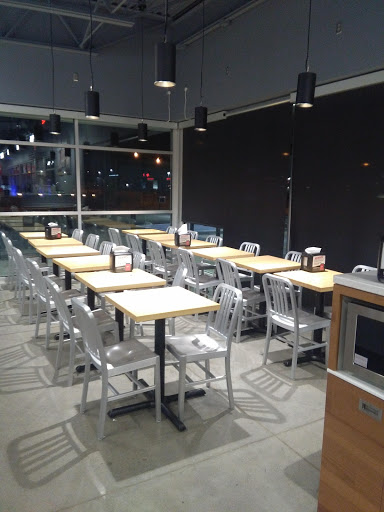 Convenience Store «Kum & Go», reviews and photos, 1605 E Kearney St, Springfield, MO 65803, USA