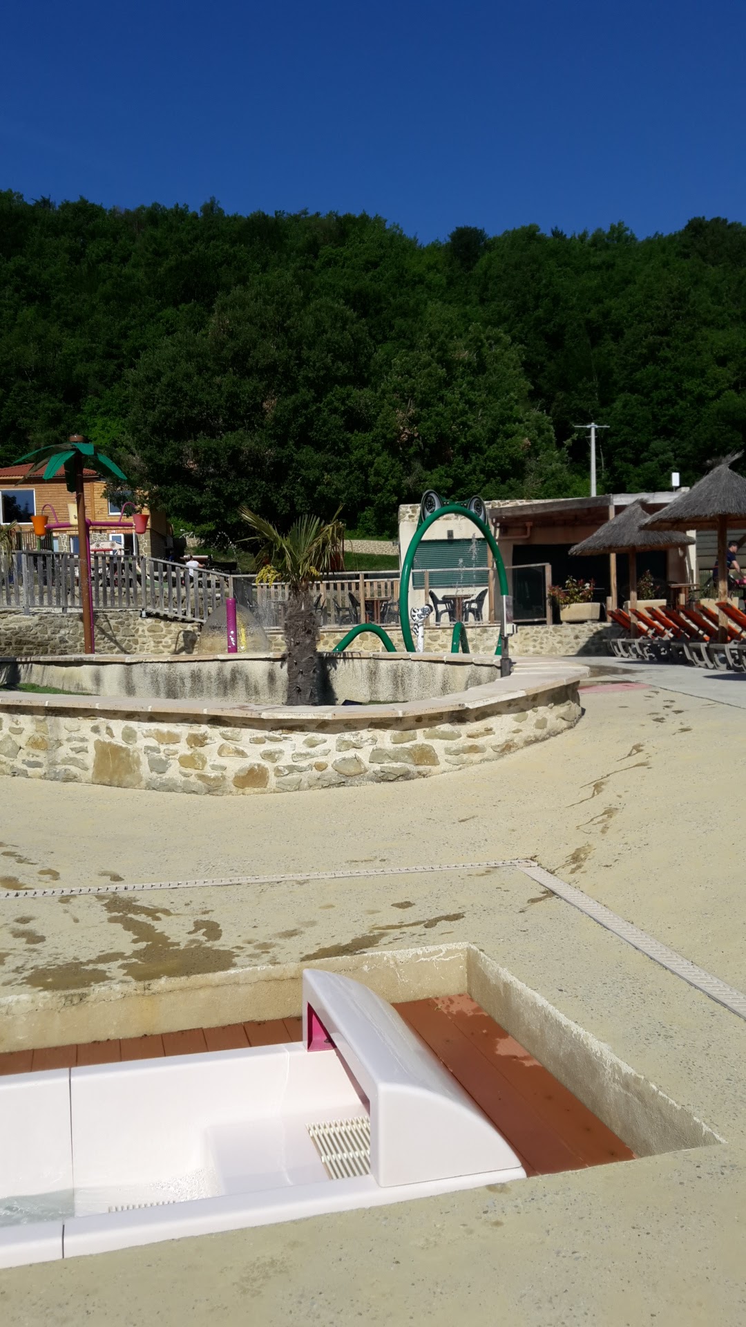 Photo n° 11 de l'avis de Philippe.o fait le 20/05/2018 à 07:54