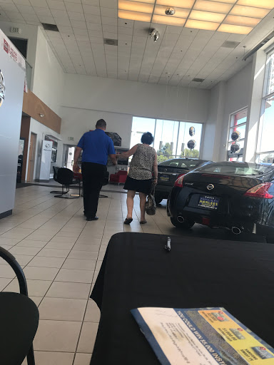 Car Dealer «Hanlees Davis Nissan», reviews and photos, 5009 Chiles Rd, Davis, CA 95618, USA