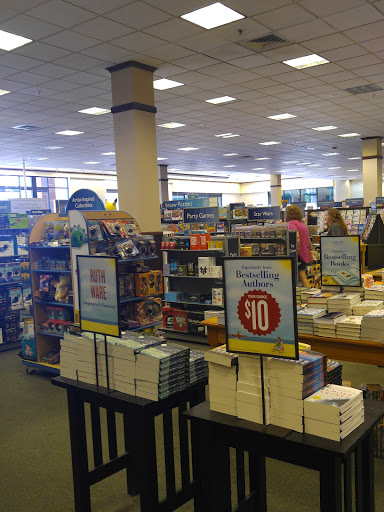 Book Store «Barnes & Noble», reviews and photos, 4972 Dublin Blvd, Dublin, CA 94568, USA