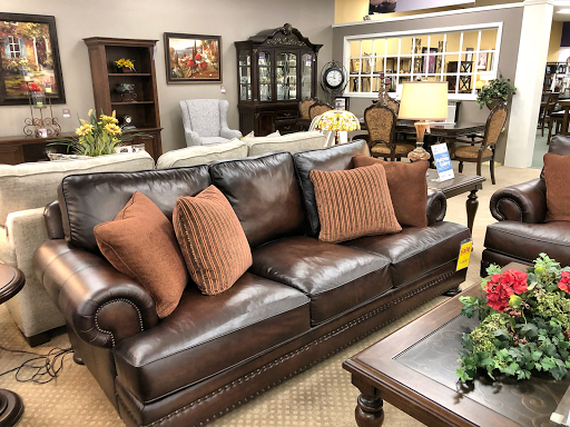 Furniture Store «Raymour & Flanigan Furniture and Mattress Store», reviews and photos, 1314 US-22, Phillipsburg, NJ 08865, USA