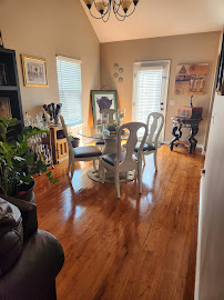 Molly Maid of Hamilton County - Photo 8 - Car repair in Chattanooga, TN, Chattanooga