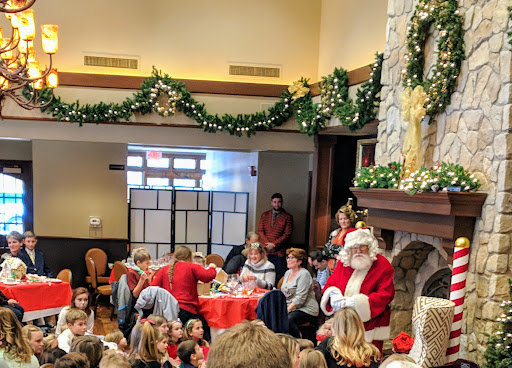 Country Club «Urbana Country Club», reviews and photos, 100 E Country Club Rd, Urbana, IL 61801, USA