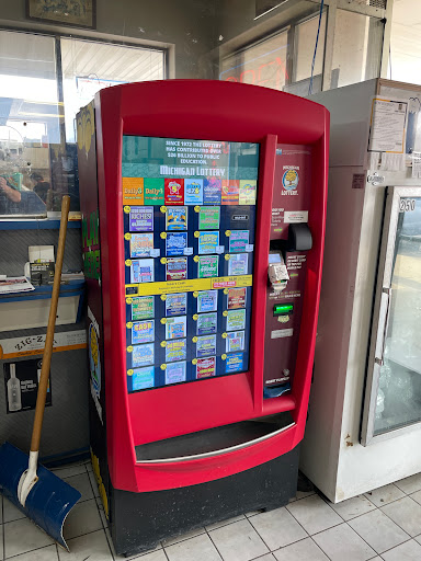 Liquor Store «Track Party Store Inc», reviews and photos, 24011 Dequindre Rd, Hazel Park, MI 48030, USA