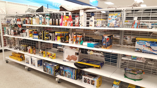 Clothing Store «Ross Dress for Less», reviews and photos, 835 Cortez Rd W, Bradenton, FL 34207, USA