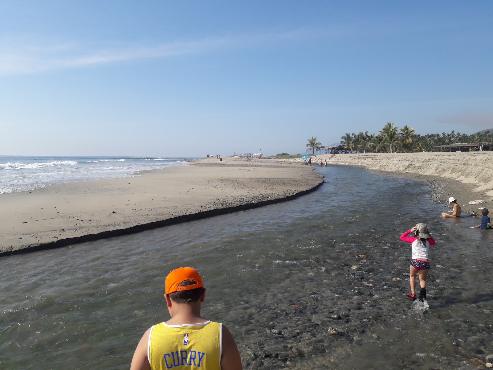 Foto av La Ticla Beach med medium nivå av renlighet