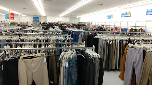 Thrift Store «Beechmont Goodwill Store», reviews and photos, 4051 Commercial Blvd, Cincinnati, OH 45245, USA