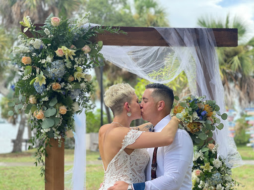 Florist «Suntree Florist & Gifts», reviews and photos, 6450 N Wickham Rd Suite 113, Melbourne, FL 32940, USA