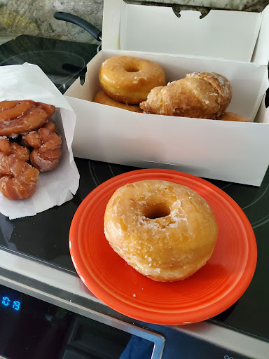 Donut Shop «Family Donuts», reviews and photos, 9250 Cockerham Rd, Denham Springs, LA 70726, USA