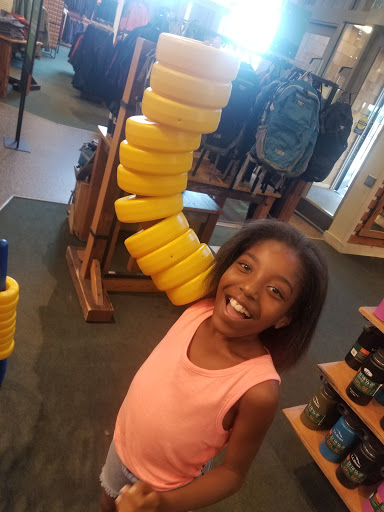 Clothing Store «L.L. Bean», reviews and photos, 1000 Ross Park Mall Dr, Pittsburgh, PA 15237, USA