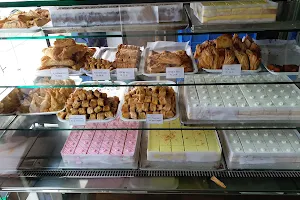 Ariyabhavan bakers image