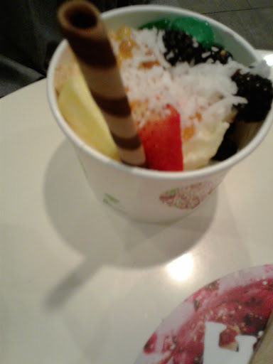 Frozen Yogurt Shop «Yogurtland», reviews and photos, 4170 Lavon Dr #176, Garland, TX 75040, USA